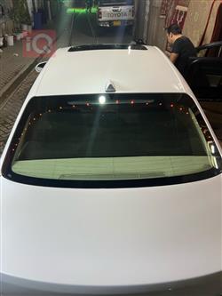جێنسس G90